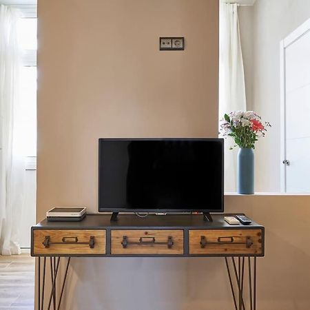 Bebarceloner Sants Apartments - 2 Bedrooms Ngoại thất bức ảnh