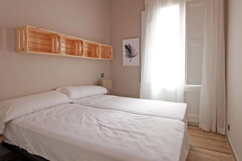 Bebarceloner Sants Apartments - 2 Bedrooms Ngoại thất bức ảnh