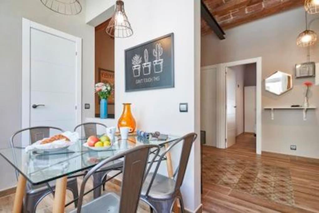Bebarceloner Sants Apartments - 2 Bedrooms Ngoại thất bức ảnh