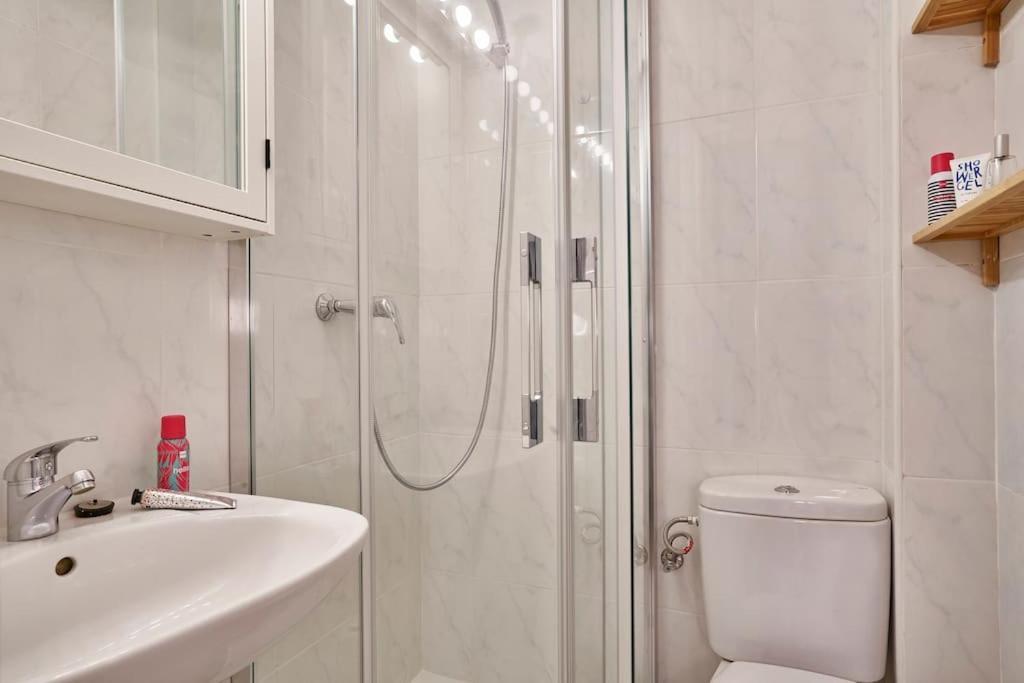 Bebarceloner Sants Apartments - 2 Bedrooms Ngoại thất bức ảnh